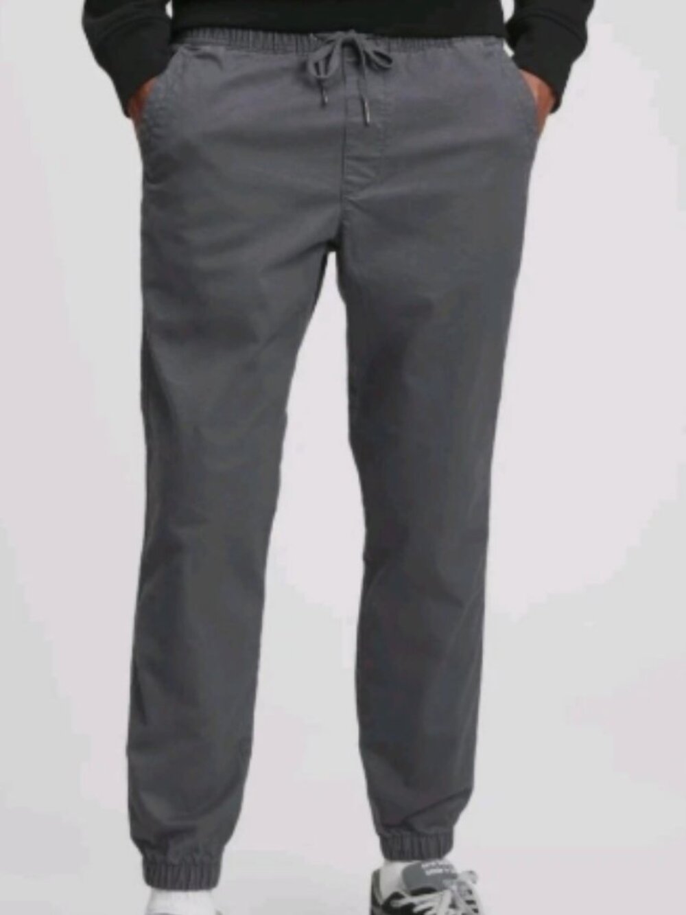 GapFlex Essential Joggers NWT size M